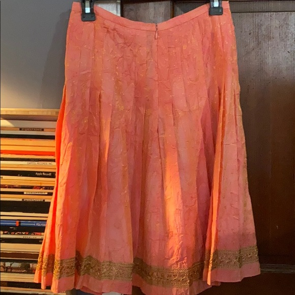 Skirt - Picture 5 of 5